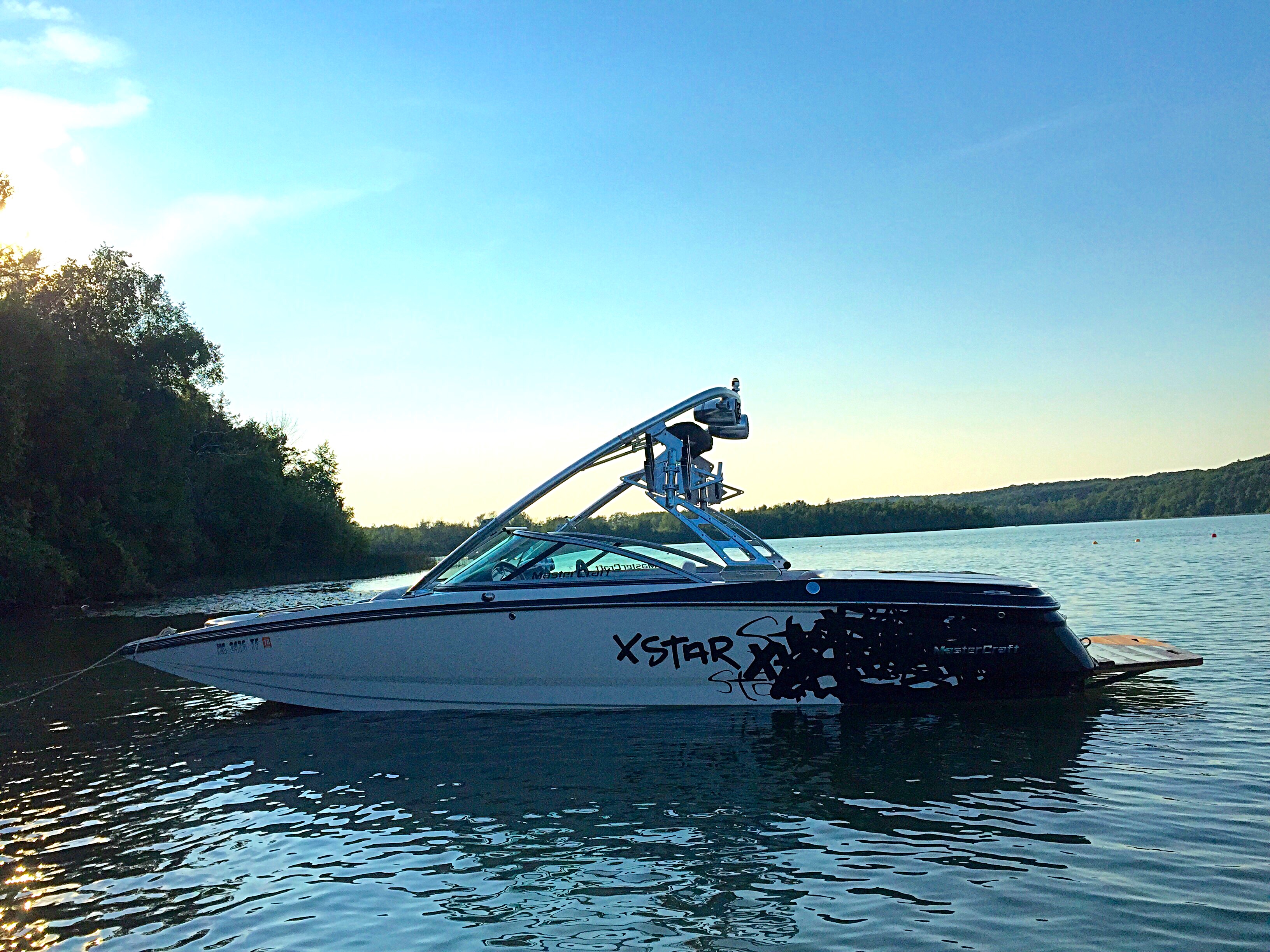 WAKEBOARD BOAT RENTAL